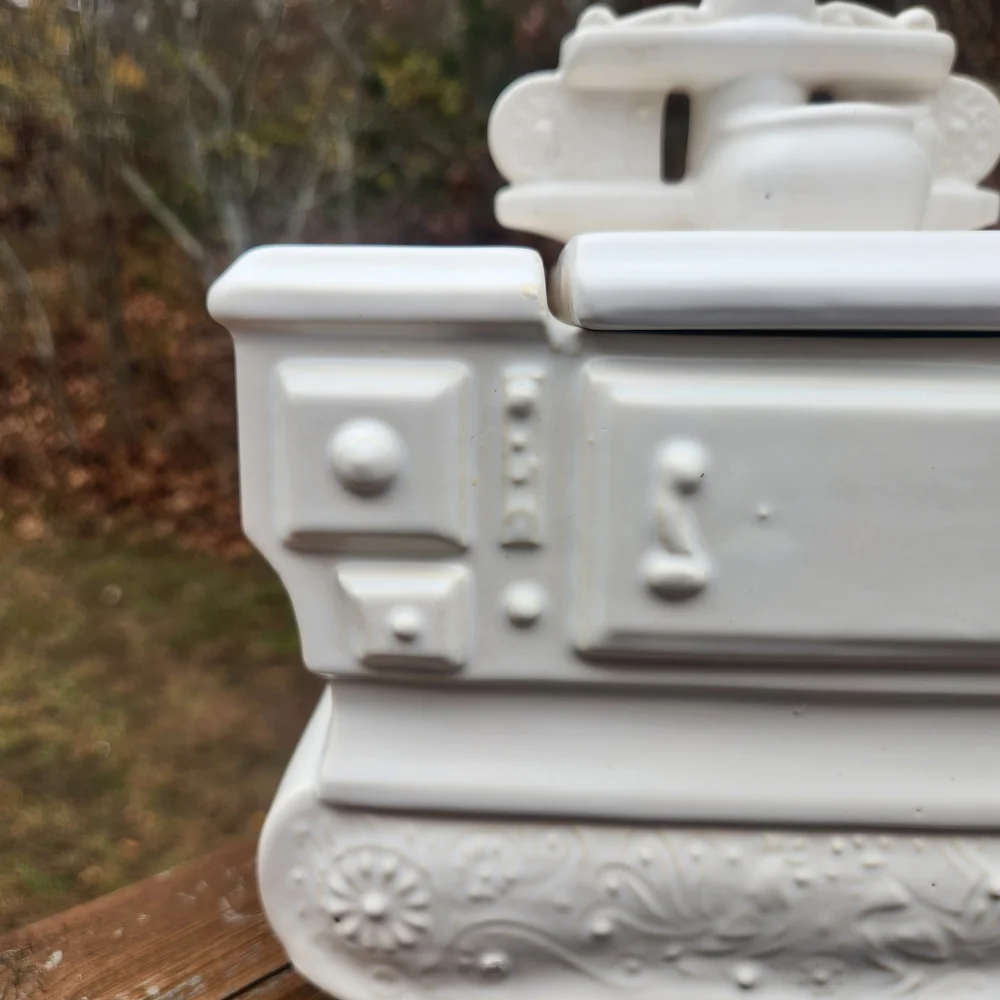 Vintage Mccoy Bisque White Stove Cookie Jar Circa 1962 HEAVY!